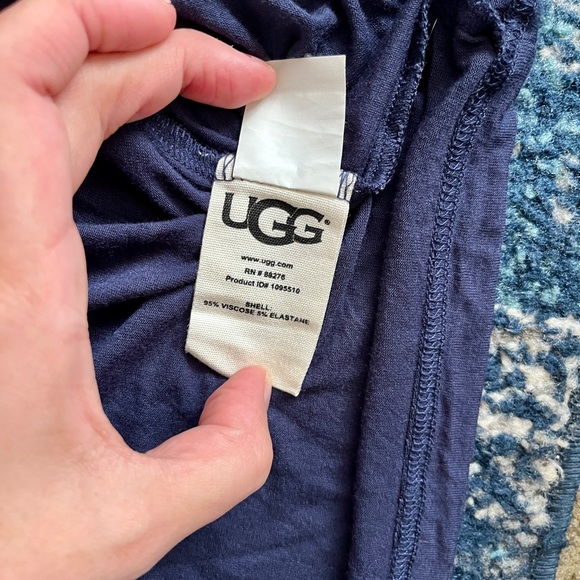 UGG Long Sleeve Pajama Sleep Top Size Medium - Picture 7 of 8